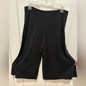 Talbots Black Wide Leg Cropped Pants